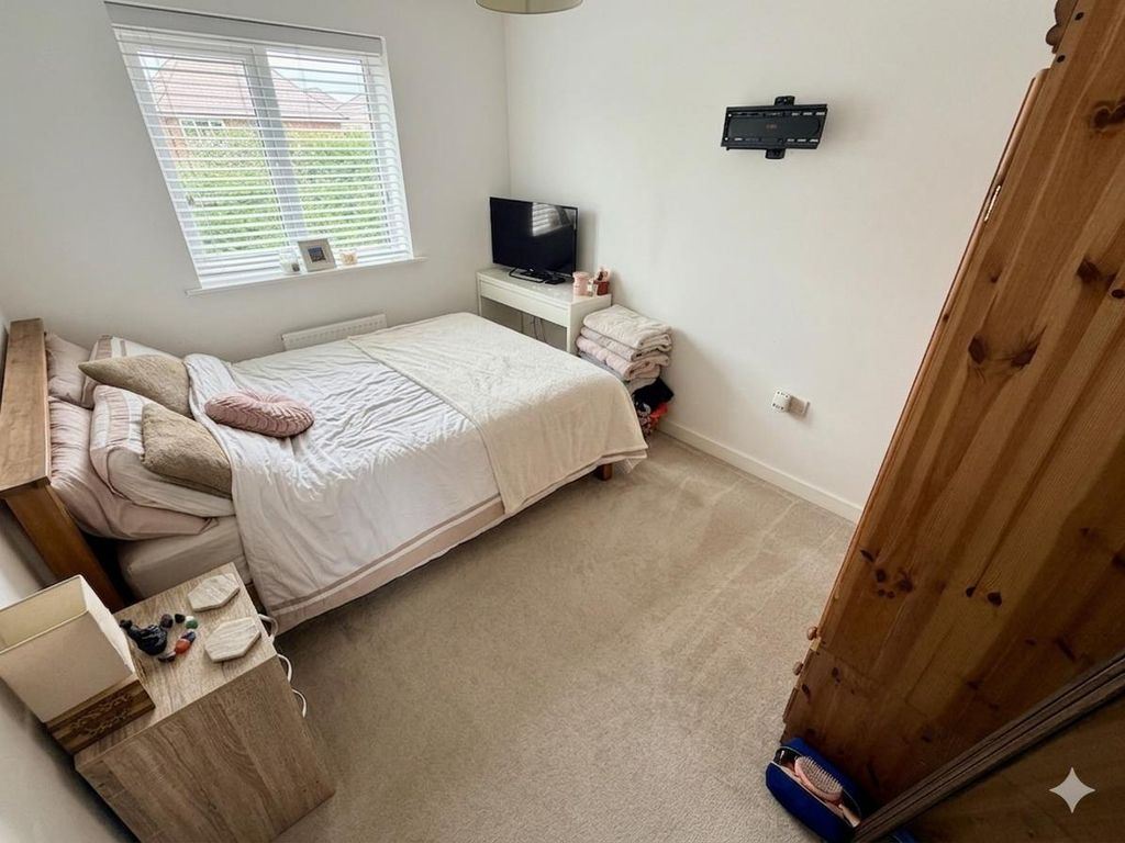 Additional image 12 of 3 bed detached house for saleCaesar Drive, Off Higham Lane, Nuneaton CV11