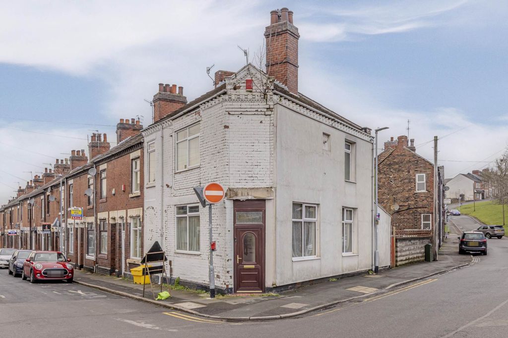 2 bed terraced house for saleNash Peake Street, Tunstall ST6