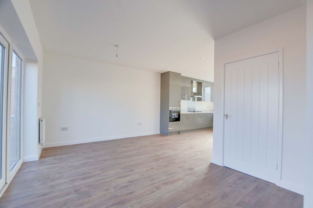 Additional image 6 of 3 bed terraced house for saleGipsy Lane, Leicester LE4