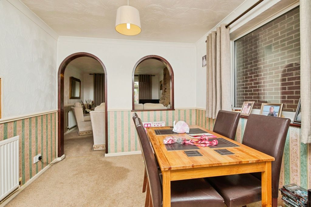 Additional image 13 of 3 bed detached house for saleLovatt Close, Stretton, Burton-On-Trent, Staffordshire DE13