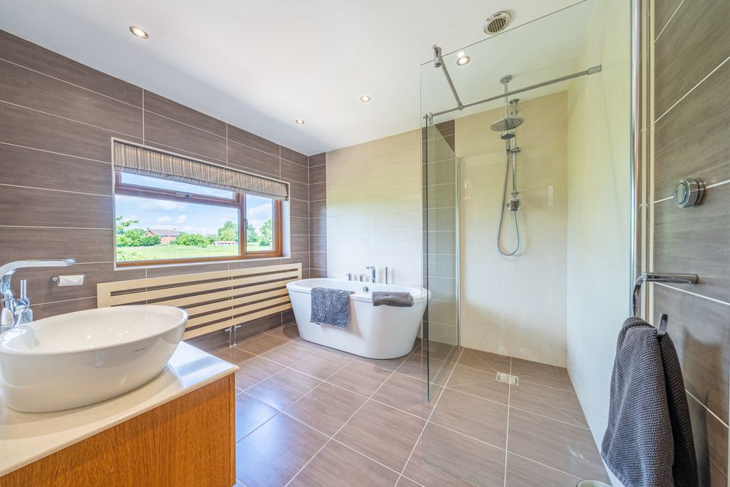 Additional image 27 of 4 bed detached house for saleChapel Lane, Hanbury, Staffordshire DE13