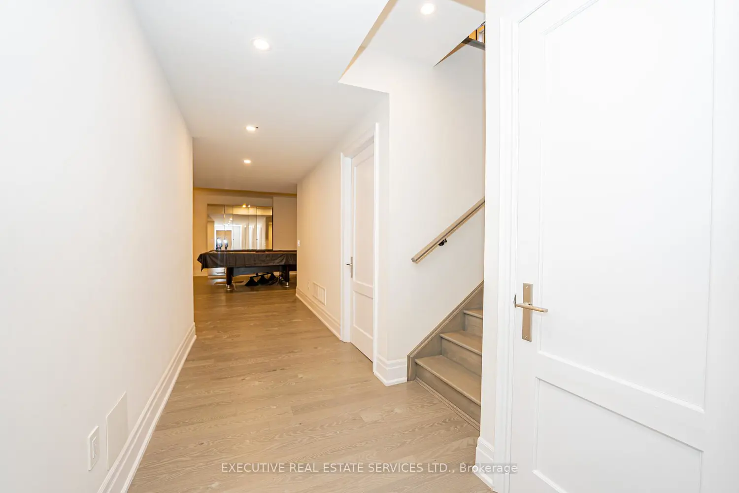 1217 Ironbridge Road photo 5