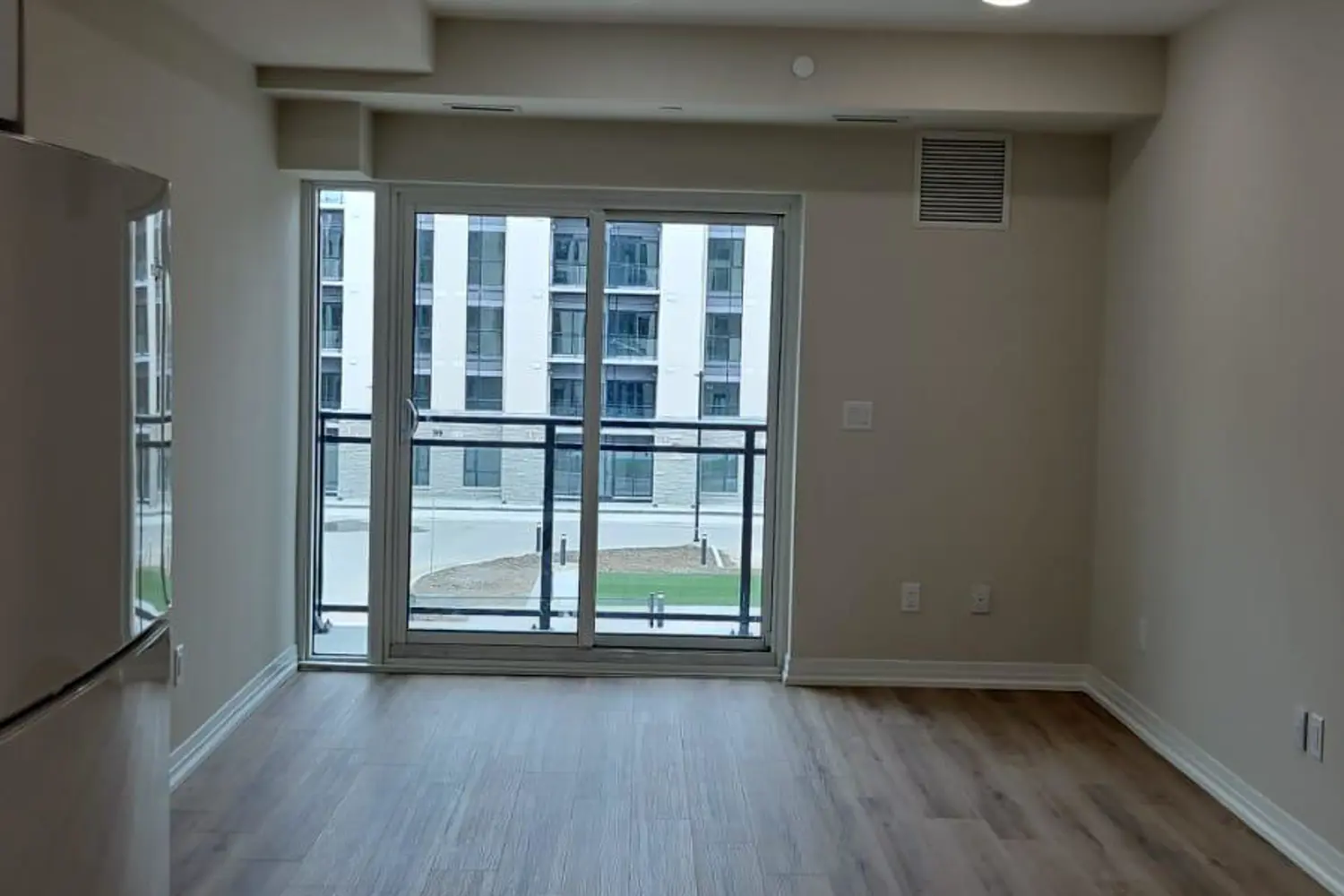 50 Herrick Avenue 212 photo 5