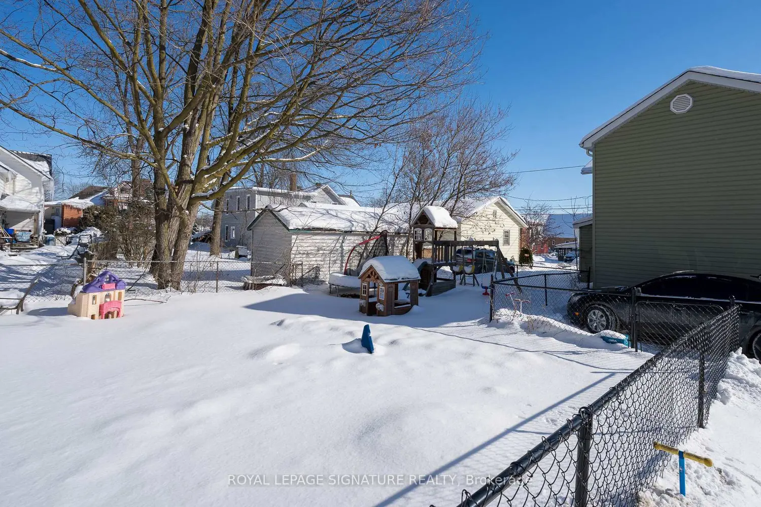 Additional image 5 of 143 Dundas Street