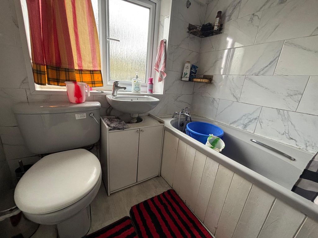 Additional image 13 of 2 bed terraced house for saleBelgrave Boulevard, Leicester LE4