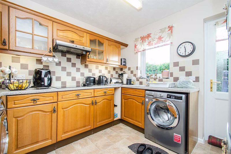 Additional image 4 of 2 bed property for saleMaryvale Court, Lichfield WS14