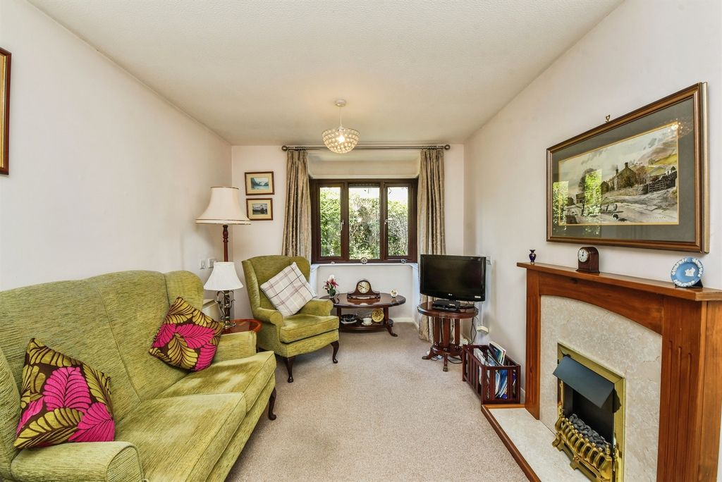 Additional image 3 of 2 bed flat for saleLangley Road, Chippenham SN15