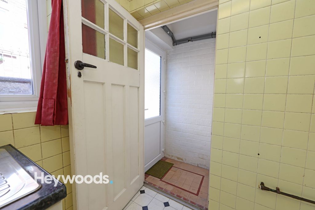 Additional image 11 of 3 bed semi-detached house for saleChester Crescent, Westlands, Newcastle Under Lyme ST5