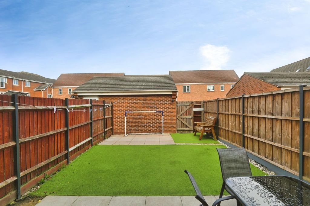 Additional image 19 of 4 bed terraced house for saleTame Close, Wilnecote, Tamworth B77