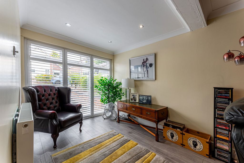 Additional image 5 of 4 bed bungalow for sale40 Gilwell Road, Rugeley WS15