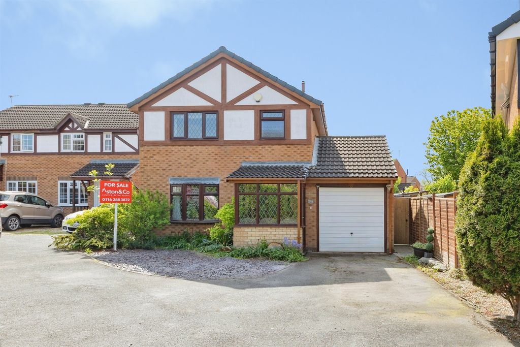 Additional image 2 of 3 bed detached house for saleTrafalgar Way, Glen Parva, Leicester LE2