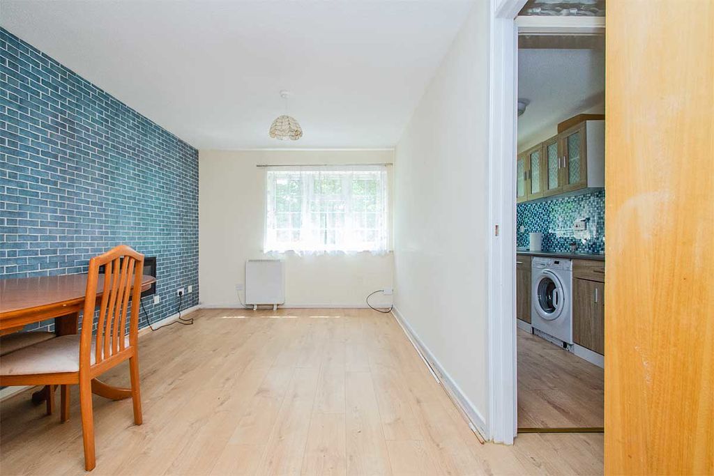 Additional image 3 of 1 bed maisonette for saleMaybank Close, Lichfield WS14
