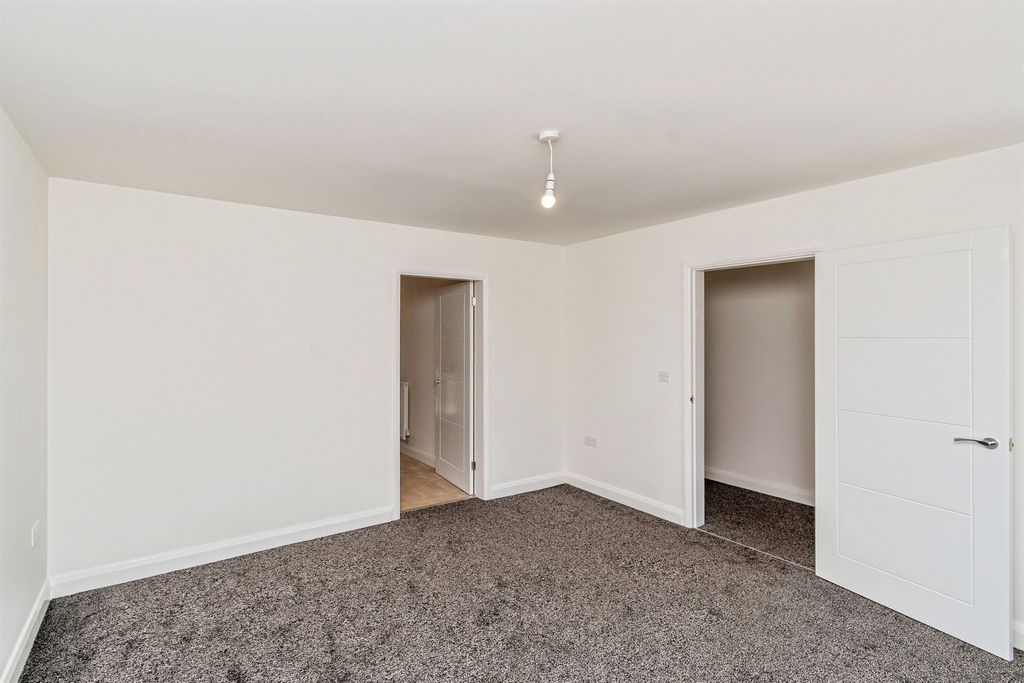 Additional image 9 of 2 bed semi-detached bungalow for saleMitre Road, Walsall WS6