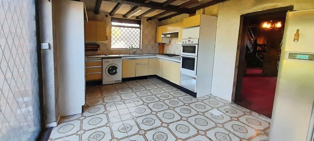 Additional image 5 of 3 bed semi-detached house for saleNarborough Road South, Leicester LE3