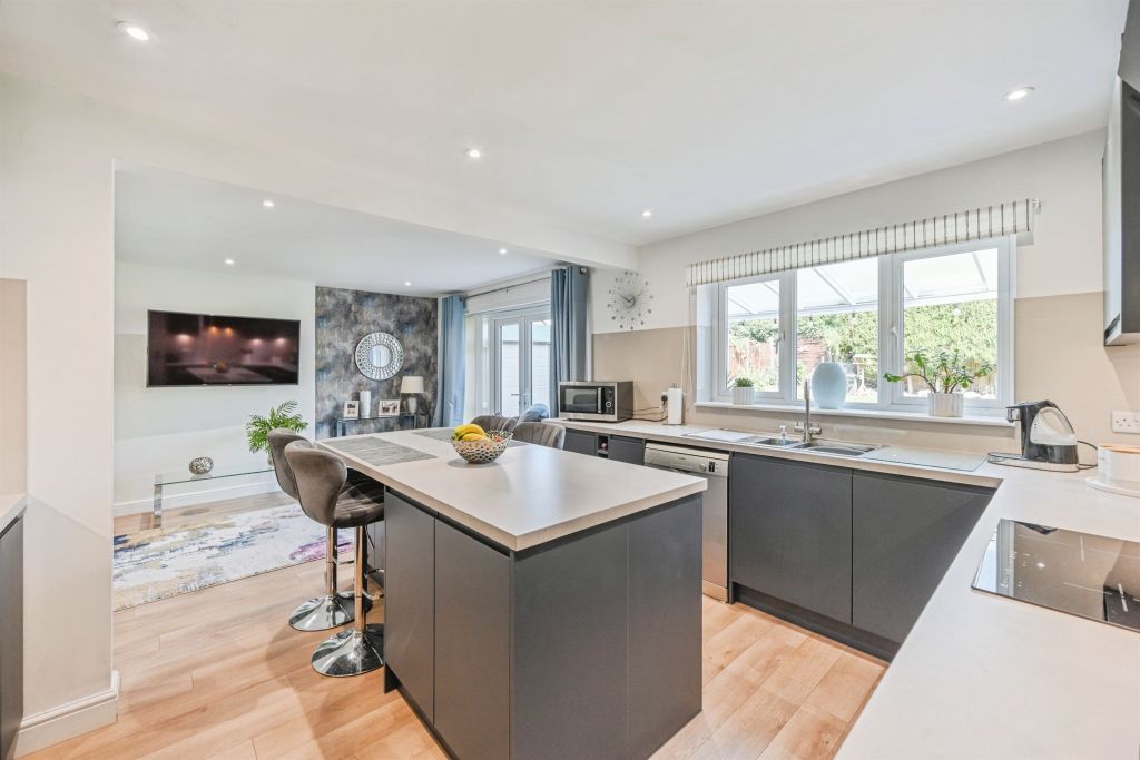 Additional image 5 of 4 bed detached house for saleChestnut Close, Handsacre, Rugeley WS15