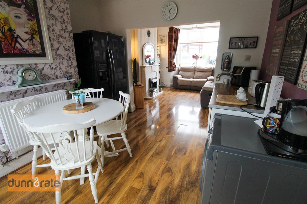 Additional image 6 of 4 bed semi-detached house for saleGordon Avenue, Sneyd Green, Stoke-On-Trent ST6