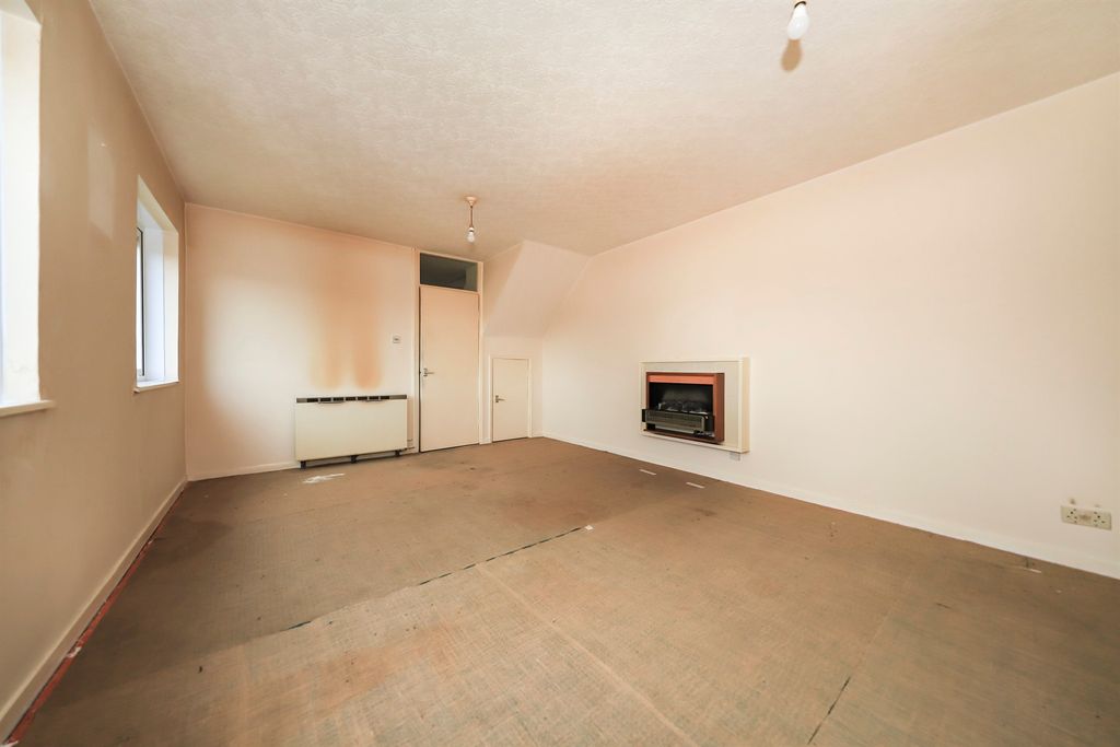 Additional image 5 of 2 bed maisonette for saleWarstones Road, Penn, Wolverhampton WV4