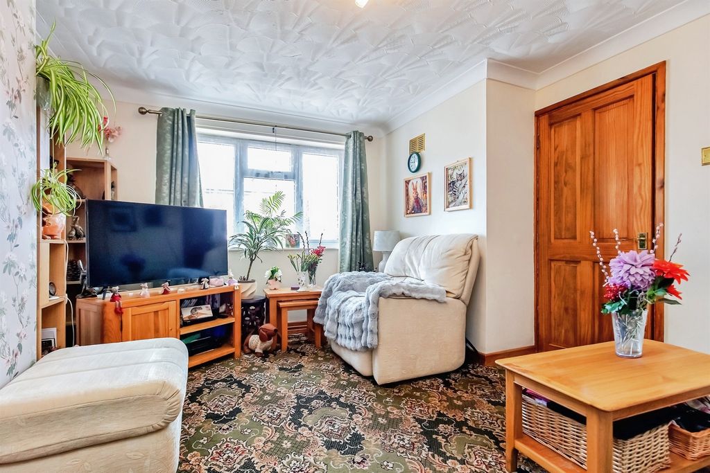 Additional image 2 of 3 bed end terrace house for saleAnne Road, Stamford PE9