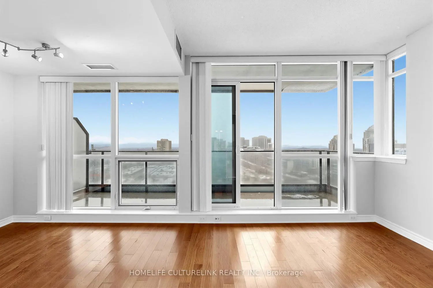 Additional image 10 of 2885 Bayview Avenue 1323