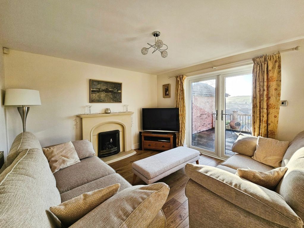 4 bed detached house for saleRedwing Drive, Biddulph, Staffordshire Moorlands ST8 photo 5