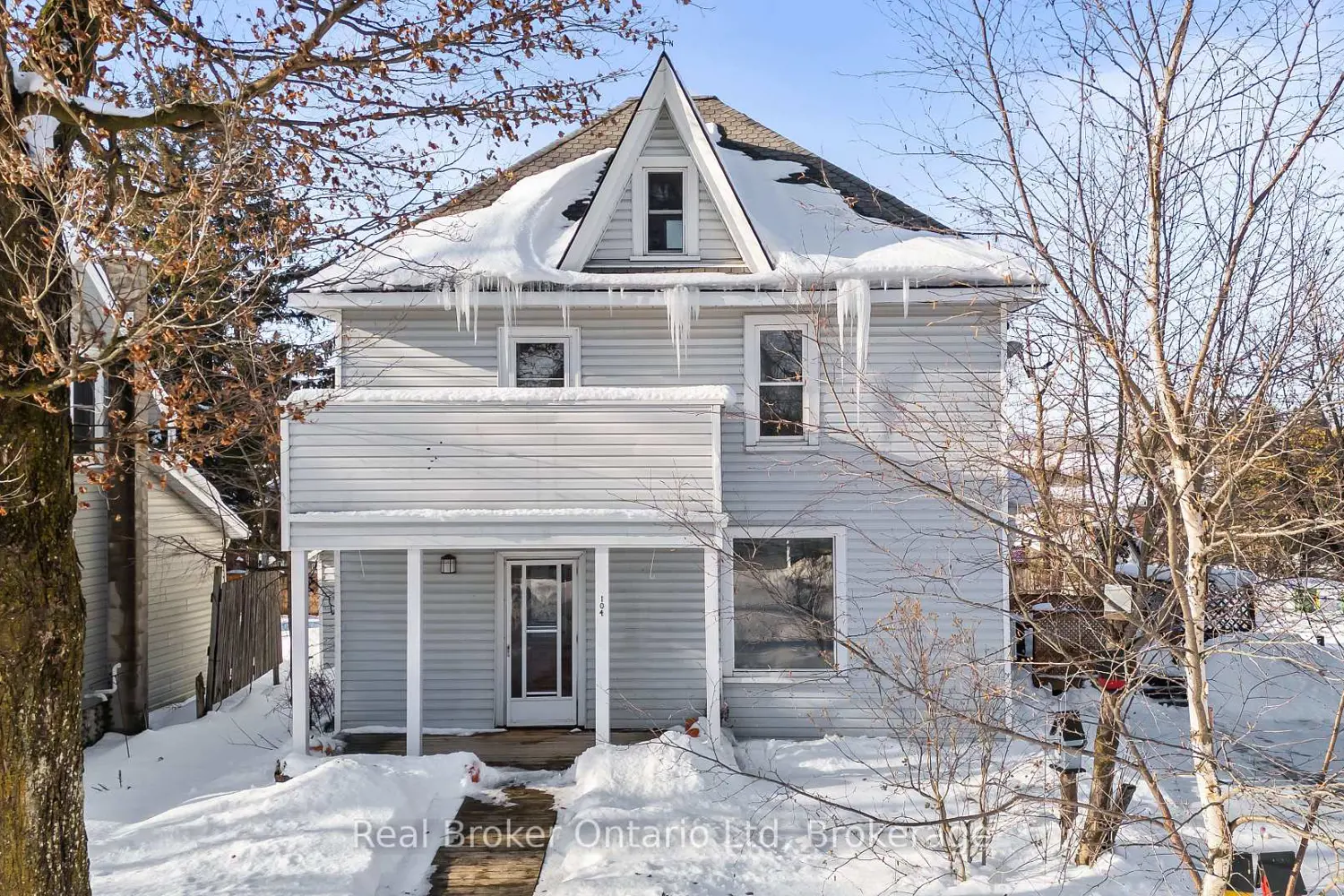 104 Isla Street