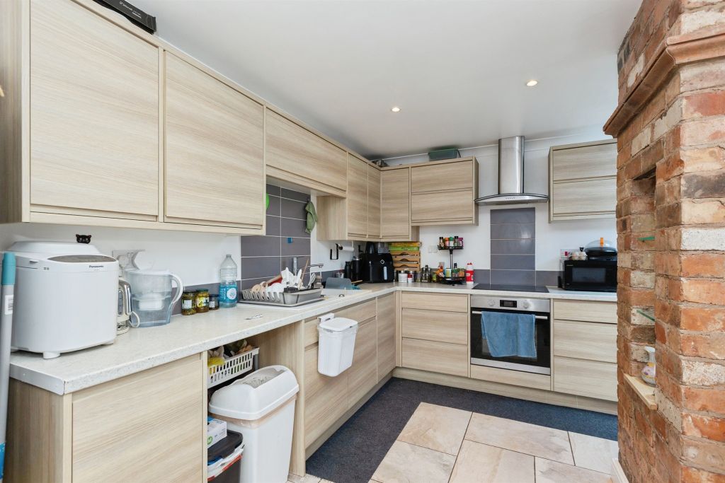 Additional image 4 of 4 bed terraced house for saleIngle Street, Leicester LE3