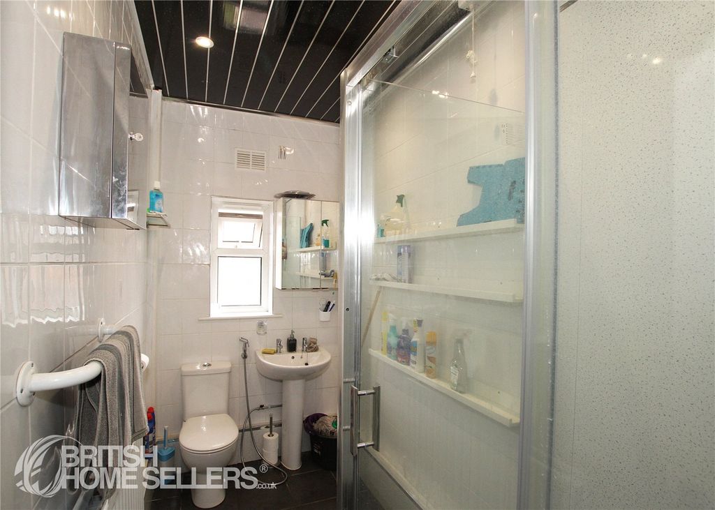Additional image 8 of 2 bed flat for salePhilip Street, Stoke-On-Trent, Staffordshire ST4