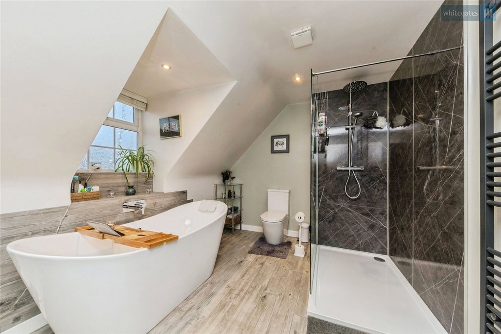 Additional image 25 of 5 bed detached house for saleSt. Augustines Drive, Weston, Crewe, Cheshire CW2