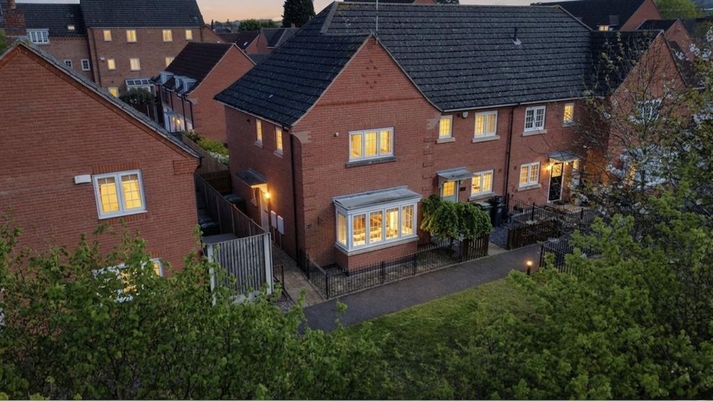 Additional image 23 of 3 bed end terrace house for saleThreadcutters Way, Shepshed, Loughborough LE12