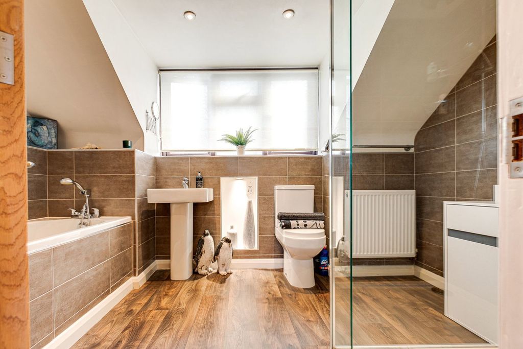 Additional image 28 of 5 bed detached house for saleWillowbrook House, Woodhouse Road, Quorn LE12