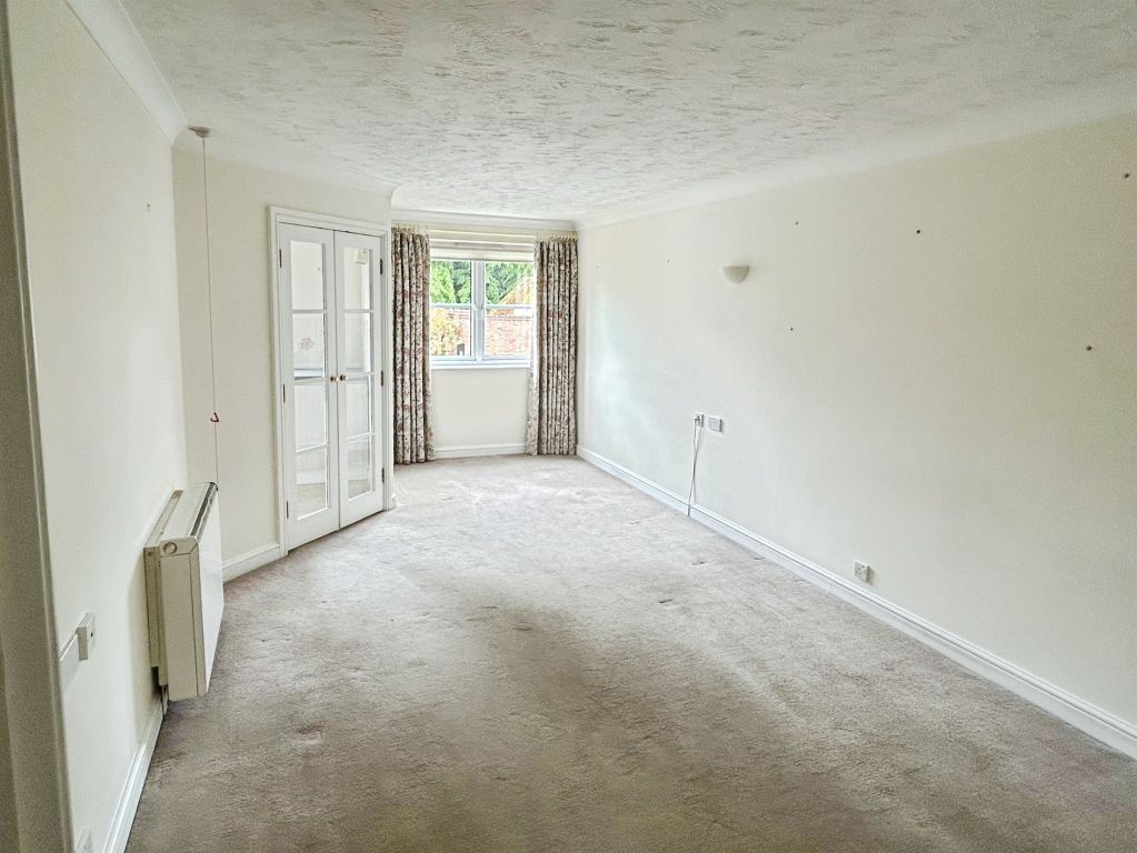 Additional image 4 of 1 bed flat for saleArchers Court, Salisbury SP1