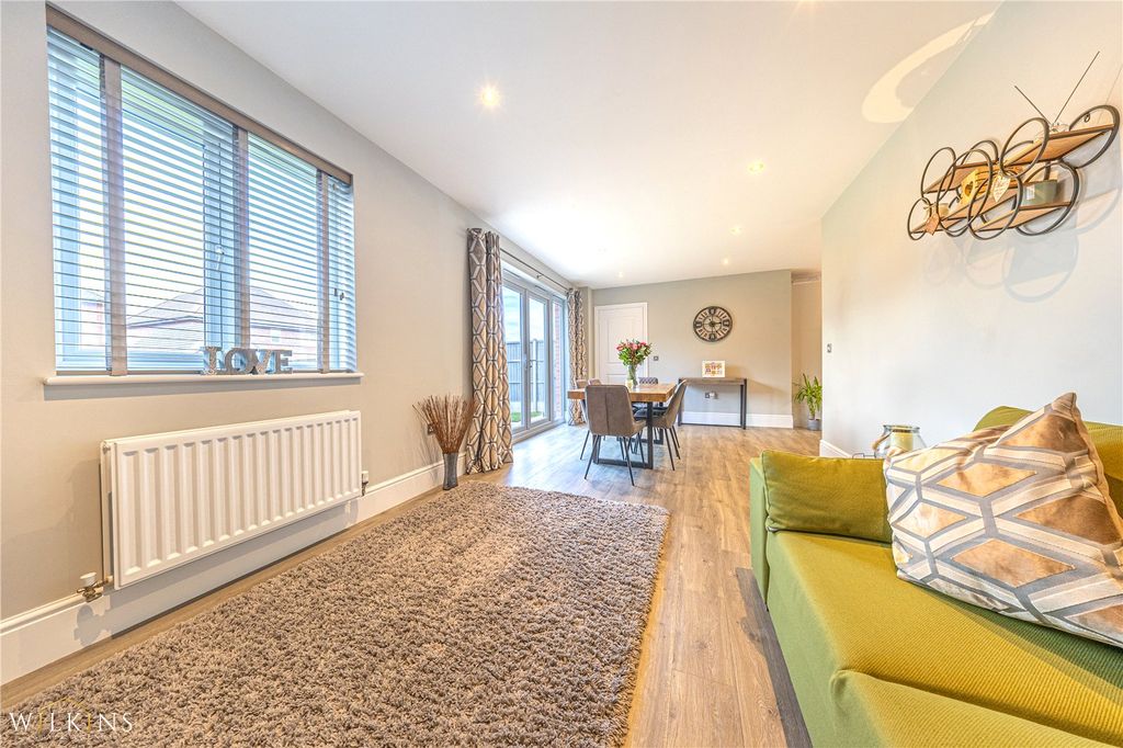 Additional image 6 of 3 bed detached house for saleBroomyshaw Close, Amington, Tamworth, Staffordshire B77