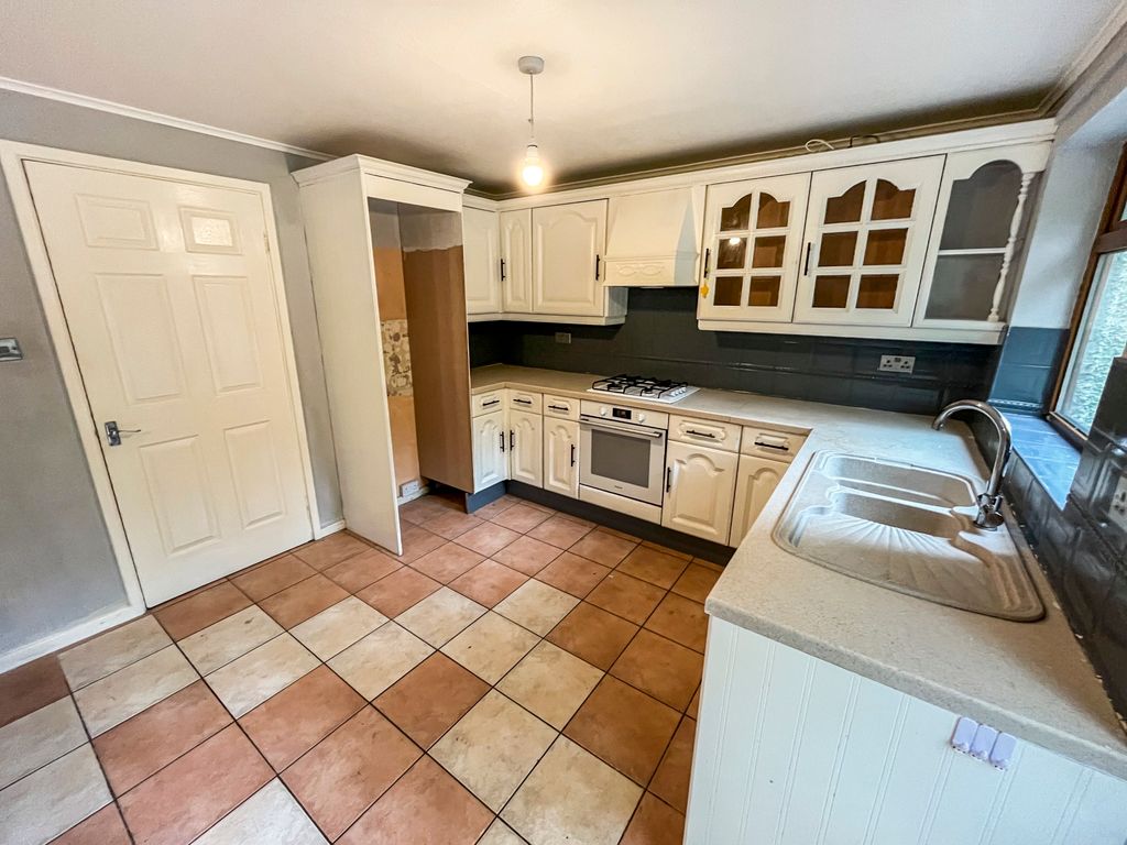 Additional image 3 of 4 bed semi-detached house for saleBlue Gates Road, Leicester, Leicestershire LE4