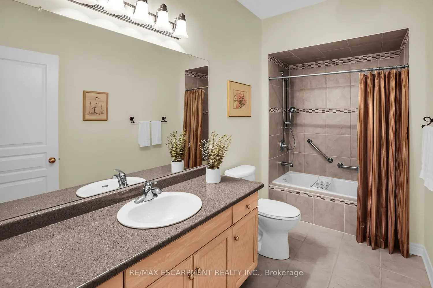 Additional image 9 of 8 Muscat Drive 4