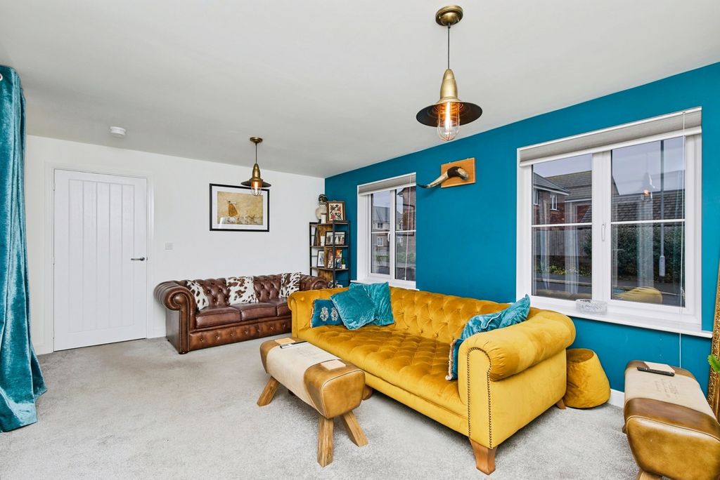 Additional image 3 of 3 bed detached house for saleBarley Road, Burton-On-Trent, Staffordshire DE13