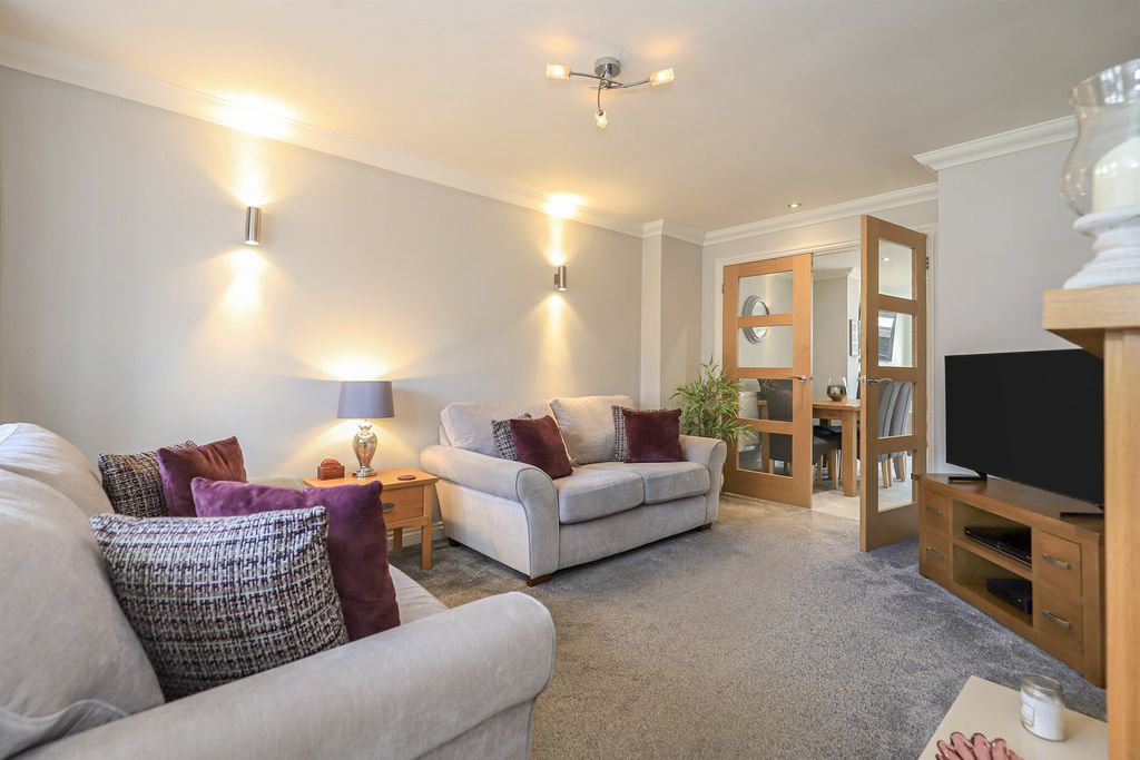 Additional image 7 of 3 bed link detached house for saleAshwells Grove, Pendeford, Wolverhampton WV9