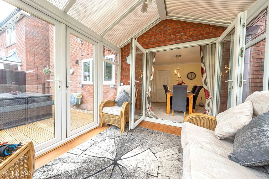 Additional image 14 of 4 bed detached house for saleLakeland Drive, Wilnecote, Tamworth, Staffordshire B77