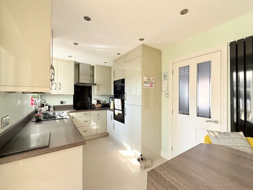 Additional image 11 of 3 bed detached house for saleThe Limes, First Avenue, Newcastle Under Lyme ST5