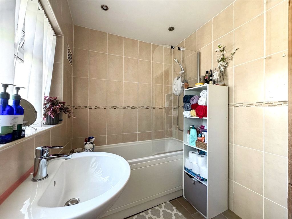 Additional image 20 of 3 bed semi-detached house for saleAylestone Drive, Leicester, Leicestershire LE2