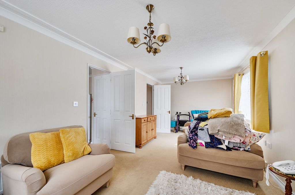 Additional image 3 of 2 bed mobile/park home for saleBrook Meadow, Wroughton, Swindon SN4
