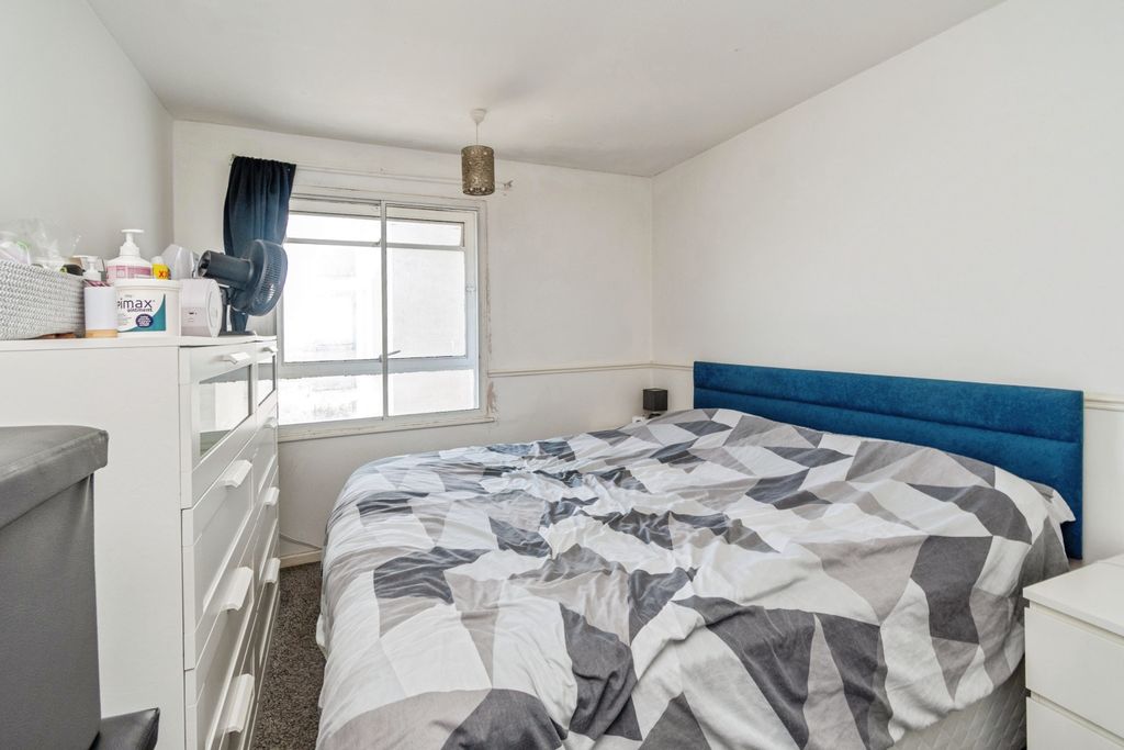 Additional image 8 of 1 bed flat for saleOkement Drive, Wolverhampton WV11