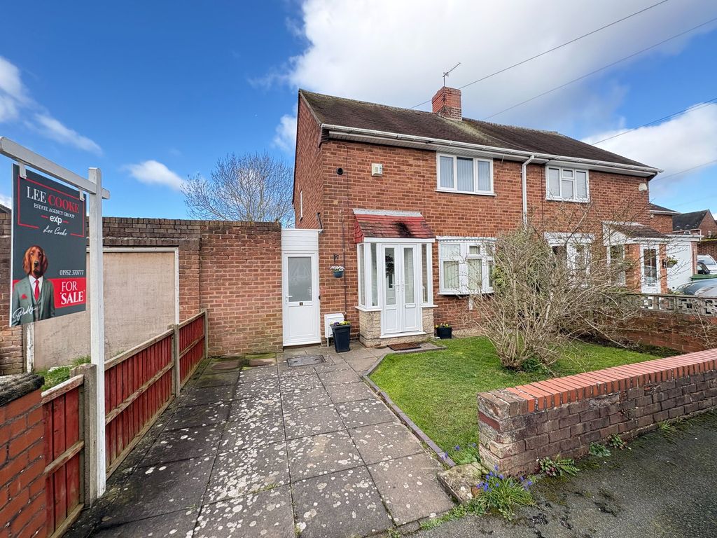 2 bed semi-detached house for saleThornley Close, Ashmore Park, Wednesfield, Wolverhampton WV11