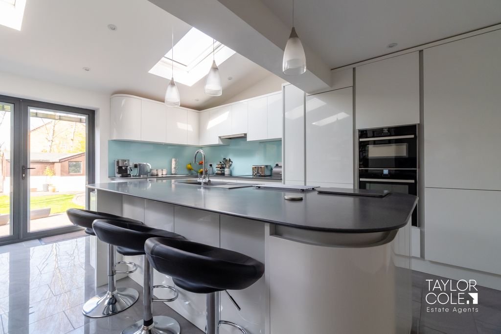 Additional image 13 of 4 bed detached house for saleCumberland Drive, Tamworth B78