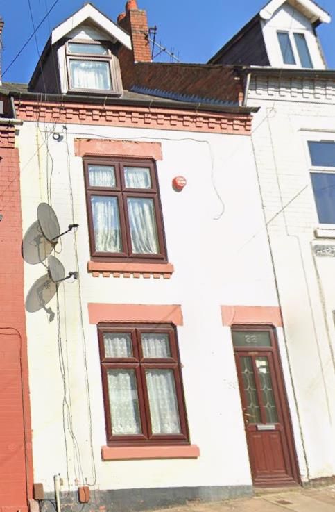 4 bed terraced house for saleHartington Road, Leicester LE2