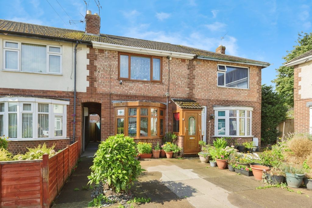 3 bed town house for saleTunstall Crescent, Humberstone, Leicester LE4