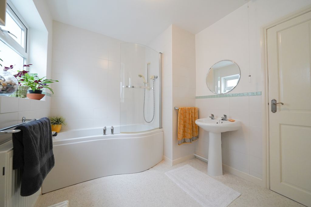 Additional image 14 of 2 bed detached bungalow for salePercy Street, Braunstone, Leicester, Leicestershire LE3