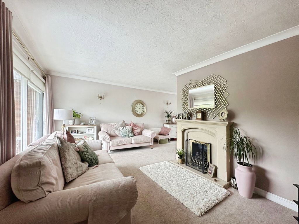 Additional image 3 of 4 bed detached house for saleBridgnorth Road, Wightwick, Wolverhampton WV6