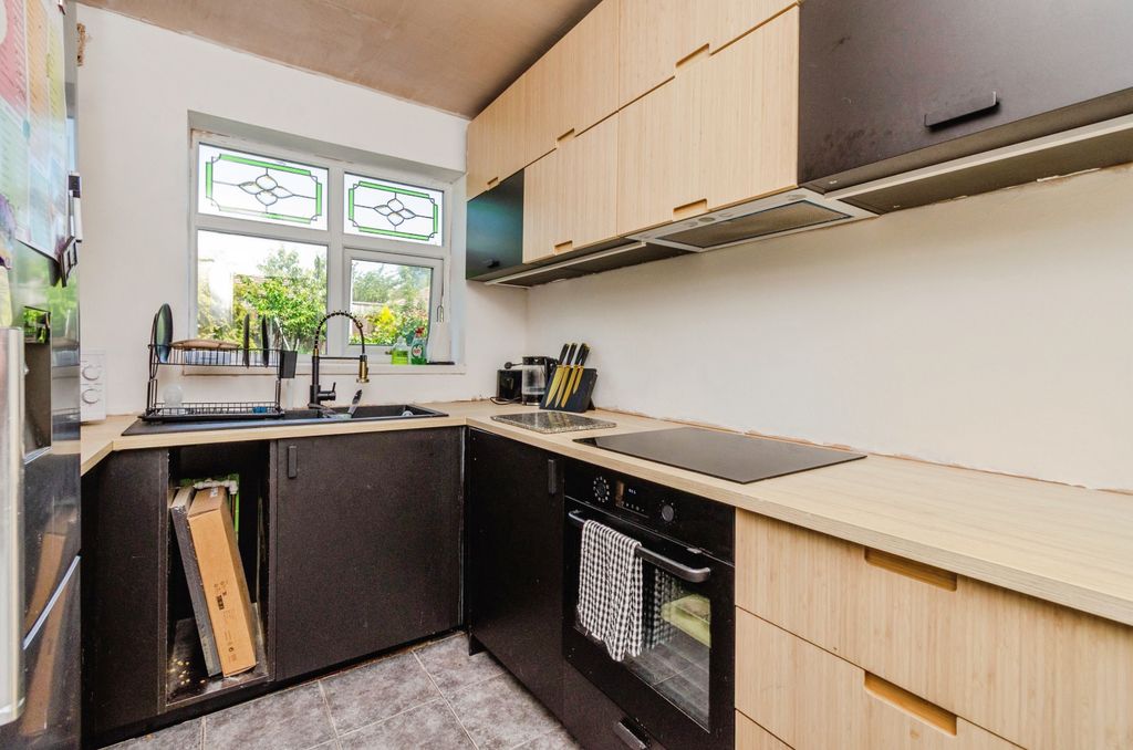 Additional image 4 of 2 bed semi-detached house for saleParker Road, Wolverhampton WV11