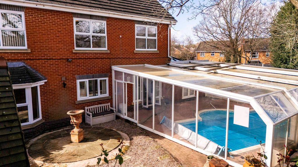 Additional image 32 of 5 bed detached house for saleWallace Court, Cheslyn Hay, Walsall WS6