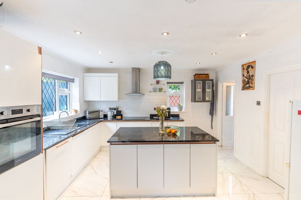 Additional image 6 of 6 bed detached house for saleGleneagles, Tamworth B77